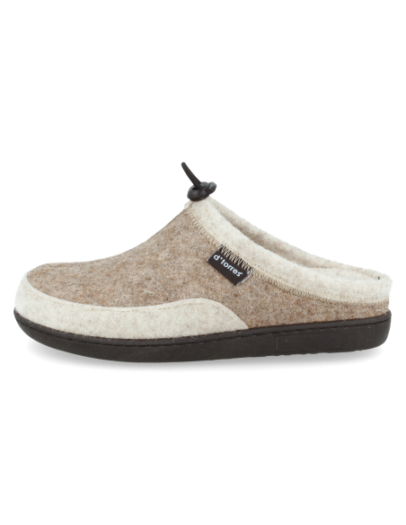 ANATOMIC LADIES' D'TORRES JONE BEIGE SLIPPERS, MADE OF WARM FELT THAT INSULATES FROM THE COLD.